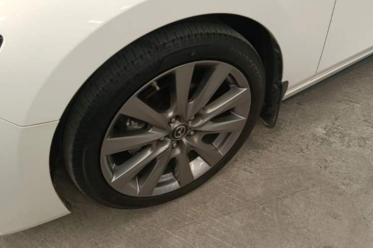 Used Mazda 3 Axela 2021 2.0L Automatic Zhiya Edition Left Front Wheel Hub