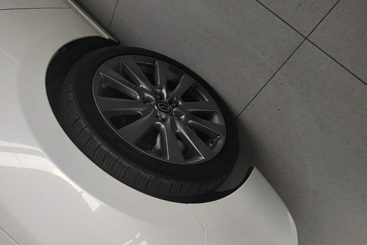 Used Mazda 3 Axela 2021 2.0L Automatic Zhiyao Edition Left Front Wheel Hub