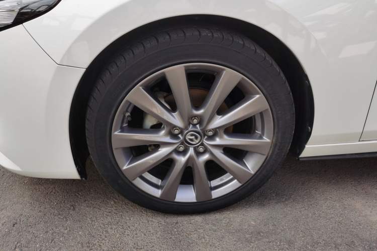 Used Mazda 3 Axela 2021 2.0L Automatic Zhiya Edition Left Front Wheel Hub