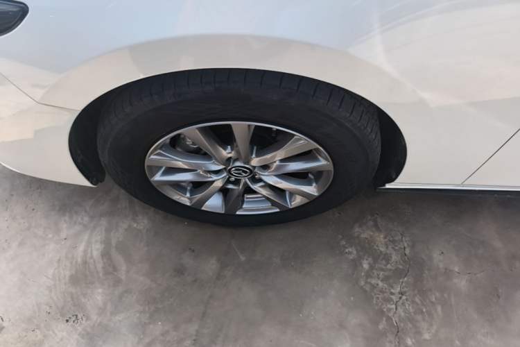 Used Mazda 3 Axela 2021 2.0L Automatic Zhiqing Edition Left Front Wheel Hub