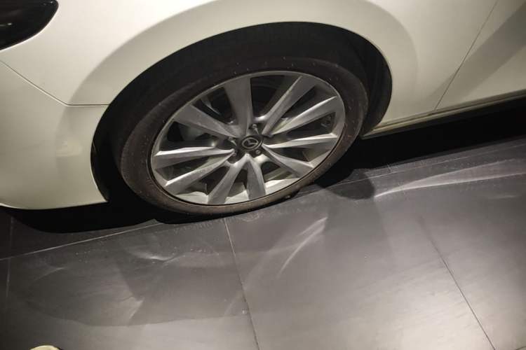 Used Mazda 3 Axela 2021 2.0L Automatic ZhiXuan Edition Left Front Wheel Hub