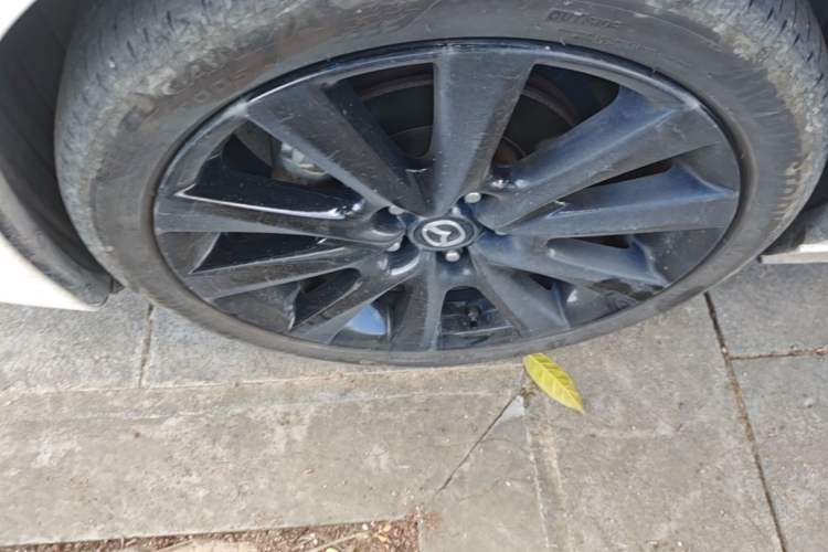 Used Mazda 3 Axela 2021 2.0L Automatic ZhiXuan Edition Left Front Wheel Hub