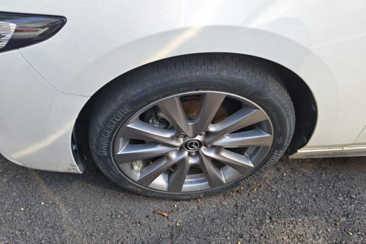 Used Mazda 3 Axela 2021 2.0L Automatic Zhiya Edition Left Front Wheel Hub