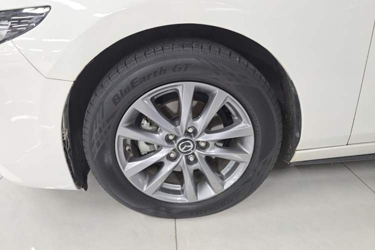 Used Mazda 3 Axela 2021 2.0L Automatic Zhiqing Edition Left Front Wheel Hub