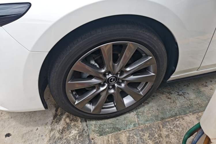 Used Mazda 3 Axela 2021 2.0L Automatic Zhiya Edition Left Front Wheel Hub