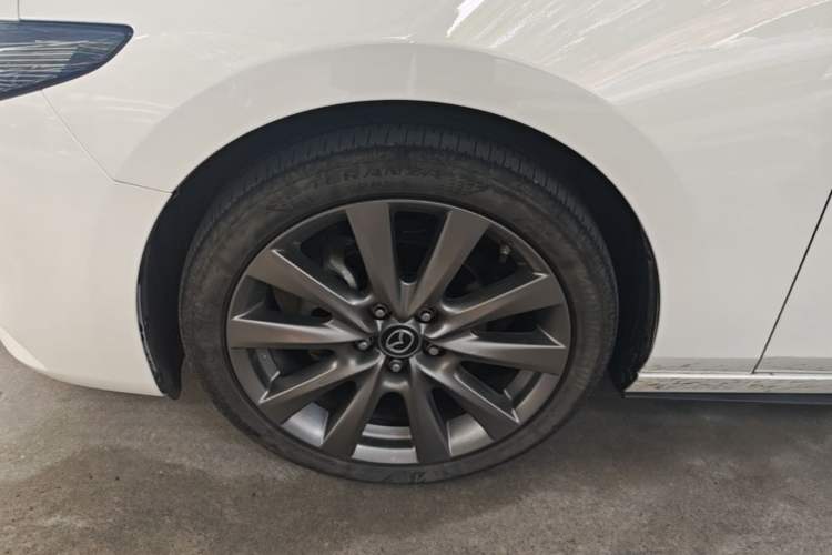 Used Mazda 3 Axela 2021 2.0L Automatic Zhiya Edition Left Front Wheel Hub