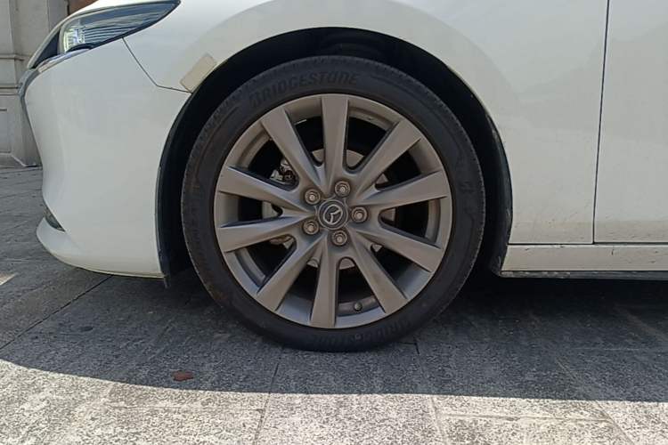 Used Mazda 3 Axela 2021 2.0L Automatic Zhiyao Edition Left Front Wheel Hub