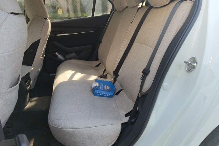 Used Mazda 3 Axela 2021 2.0L Automatic ZhiXuan Edition Left Rear Seat