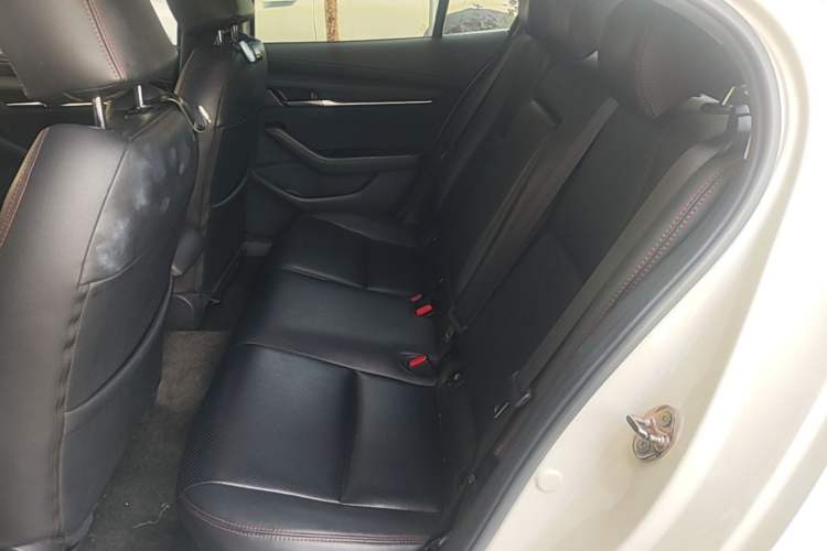 Used Mazda 3 Axela 2021 2.0L Automatic ZhiXuan Edition Left Rear Seat