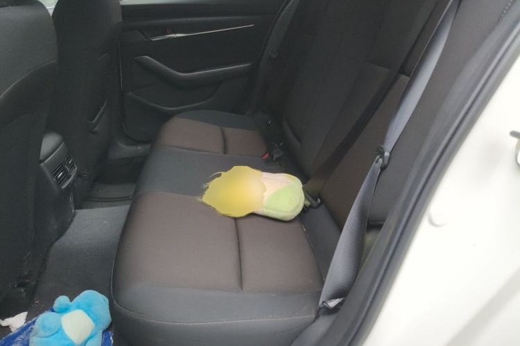 Used Mazda 3 Axela 2021 2.0L Automatic ZhiXuan Edition Left Rear Seat