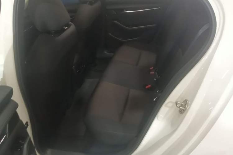 Used Mazda 3 Axela 2021 2.0L Automatic ZhiXuan Edition Left Rear Seat