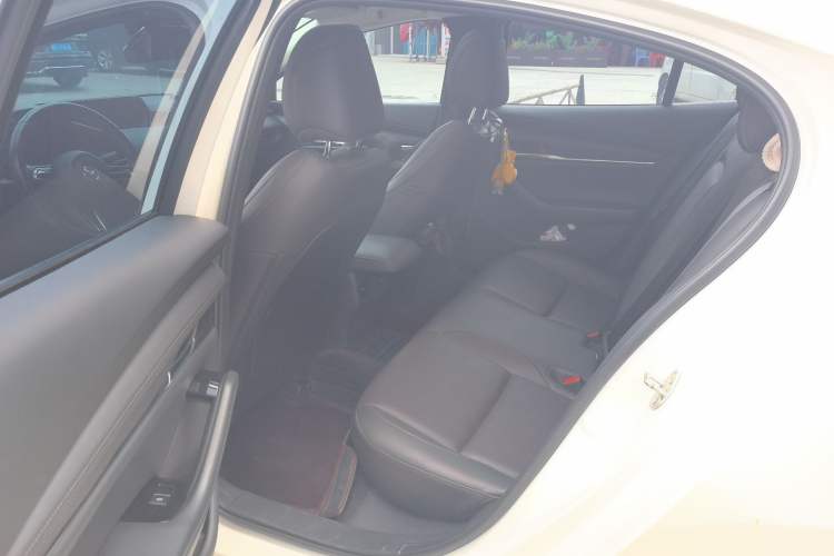 Used Mazda 3 Axela 2021 2.0L Automatic Zhiya Edition Left Rear Seat