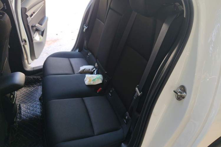 Used Mazda 3 Axela 2021 2.0L Automatic Zhiqing Edition Left Rear Seat