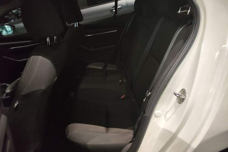 Used Mazda 3 Axela 2021 2.0L Automatic ZhiXuan Edition Left Rear Seat