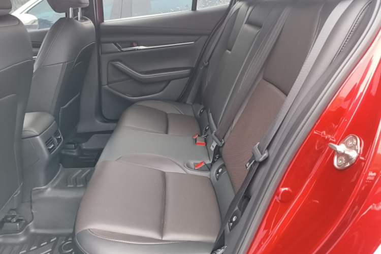Used Mazda 3 Axela 2021 2.0L Automatic Zhiya Edition Left Rear Seat