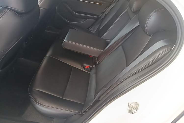 Used Mazda 3 Axela 2021 2.0L Automatic ZhiXuan Edition Left Rear Seat