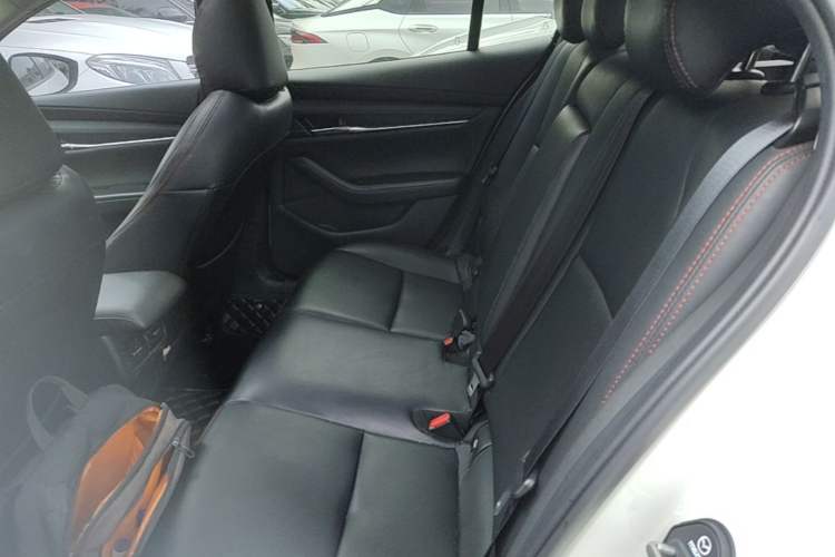 Used Mazda 3 Axela 2021 2.0L Automatic ZhiXuan Edition Left Rear Seat