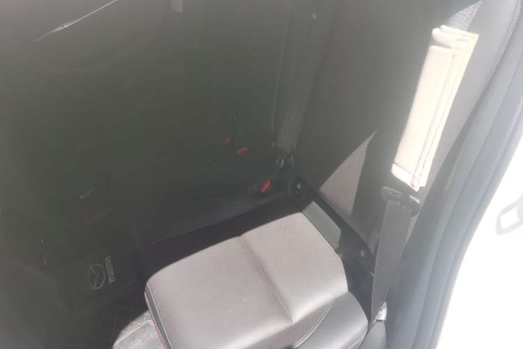 Used Mazda 3 Axela 2021 2.0L Automatic ZhiZun Edition Left Rear Seat