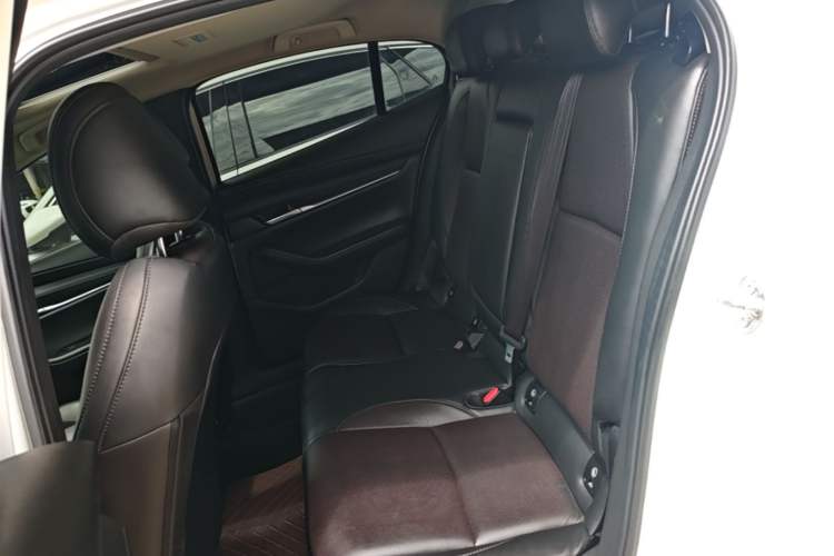 Used Mazda 3 Axela 2021 2.0L Automatic Zhiya Edition Left Rear Seat