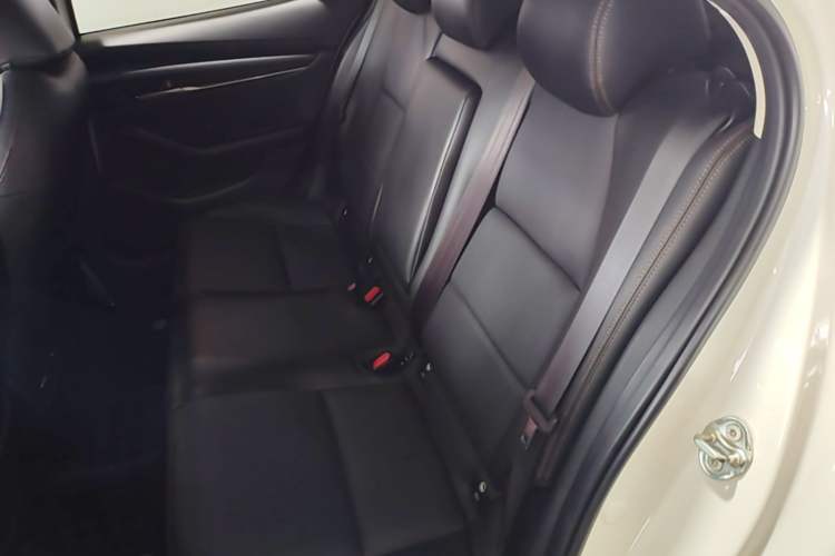 Used Mazda 3 Axela 2021 2.0L Automatic Zhiqing Edition Left Rear Seat