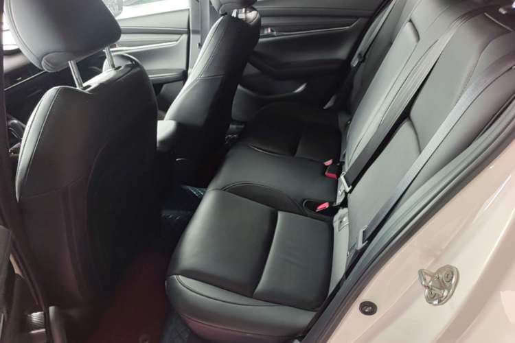 Used Mazda 3 Axela 2021 2.0L Automatic Zhi Rui Edition Left Rear Seat