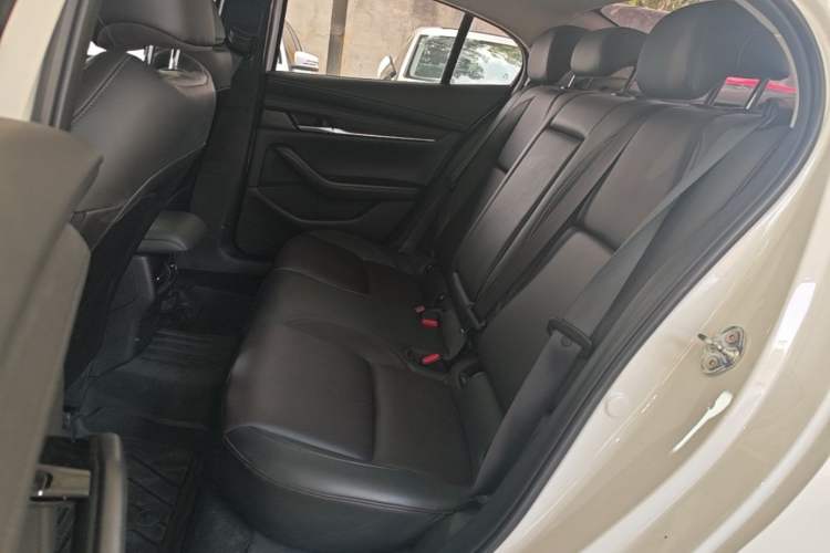 Used Mazda 3 Axela 2021 2.0L Automatic Zhiya Edition Left Rear Seat