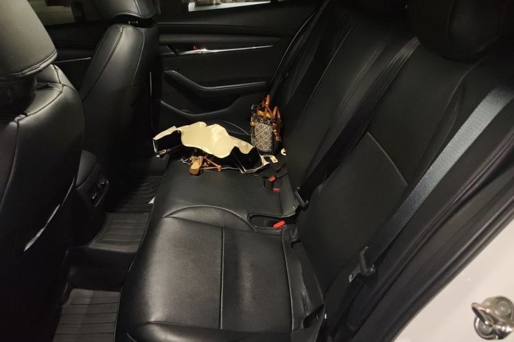 Used Mazda 3 Axela 2021 2.0L Automatic ZhiXuan Edition Left Rear Seat