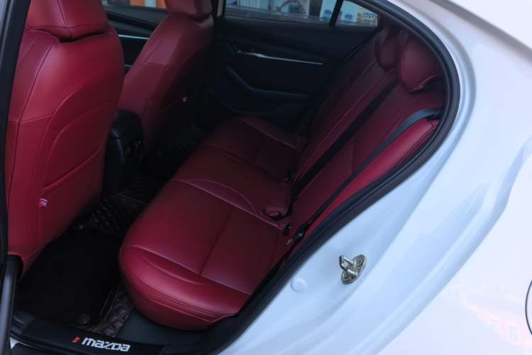 Used Mazda 3 Axela 2021 2.0L Automatic ZhiXuan Edition Left Rear Seat