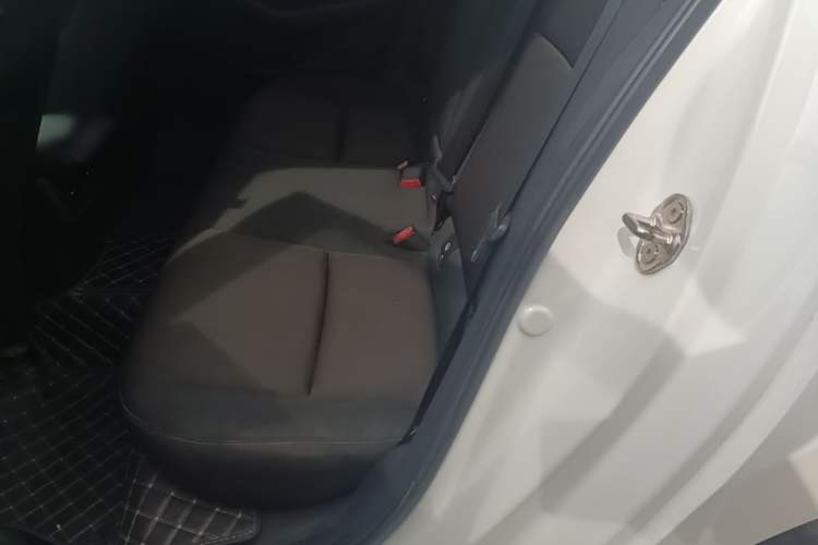 Used Mazda 3 Axela 2021 1.5L Automatic Zhiyue Edition Left Rear Seat