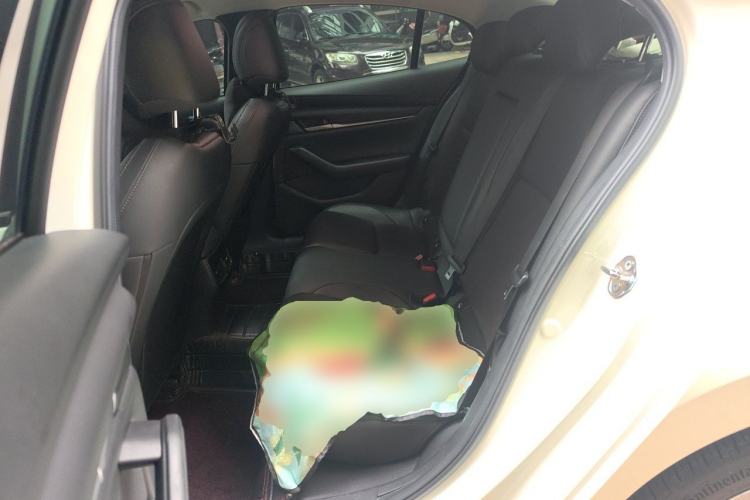 Used Mazda 3 Axela 2021 1.5L Automatic Luxury Version Left Rear Seat