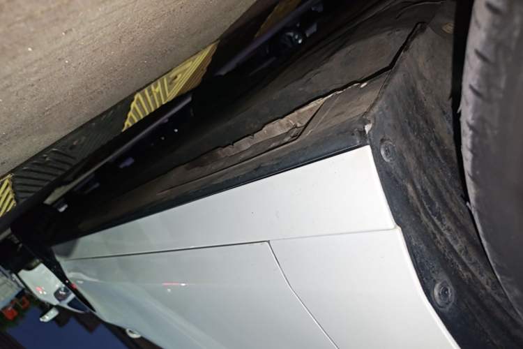 Used Mazda 3 Axela 2021 2.0L Automatic Zhiya Edition Left Side Sill
