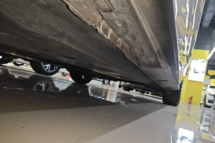 Used Mazda 3 Axela 2021 2.0L Automatic ZhiXuan Edition Left Side Sill