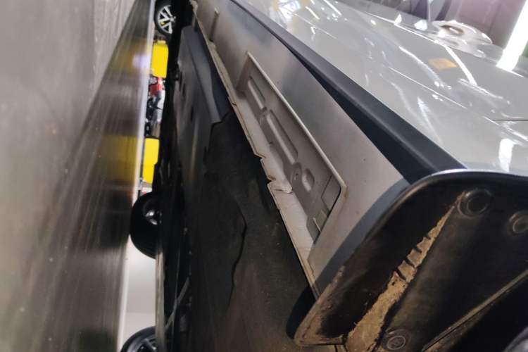 Used Mazda 3 Axela 2021 2.0L Automatic Zhiya Edition Left Side Sill