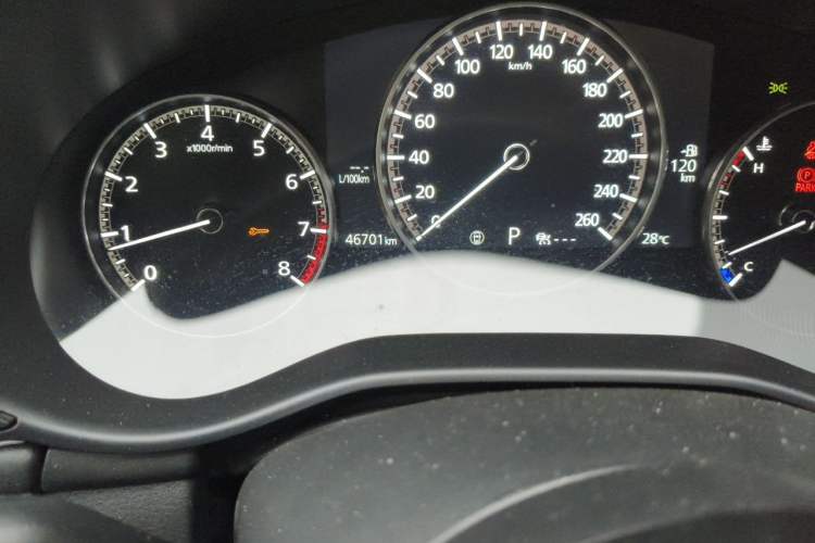 Used Mazda 3 Axela 2021 2.0L Automatic ZhiXuan Edition Odometer Close Up