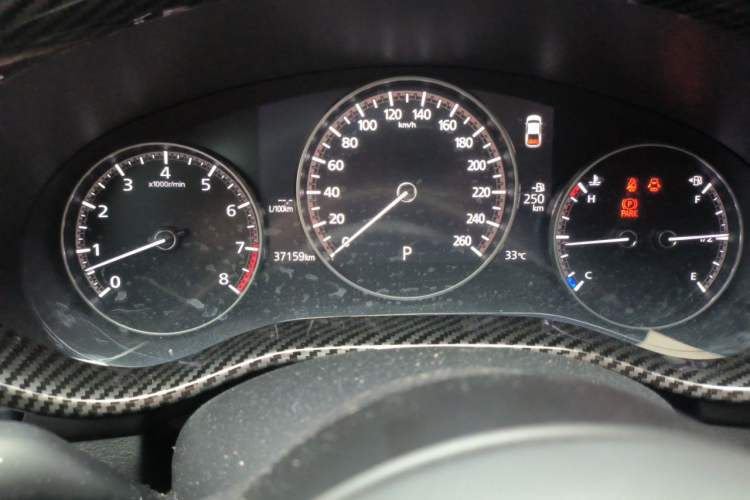Used Mazda 3 Axela 2021 2.0L Automatic Zhiya Edition Odometer Close Up