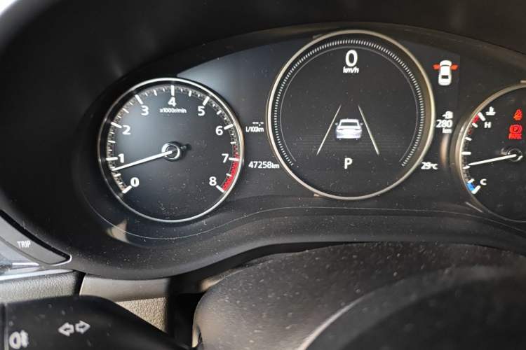 Used Mazda 3 Axela 2021 1.5L Automatic ZhiMei Edition Odometer Close Up