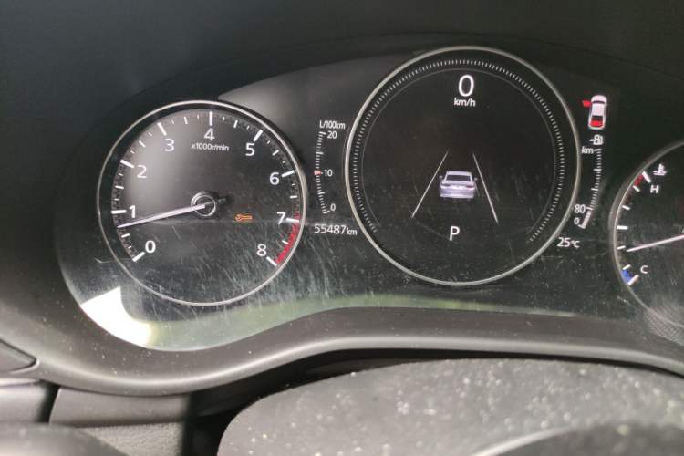 Used Mazda 3 Axela 2021 2.0L Automatic Zhiqing Edition Odometer Close Up