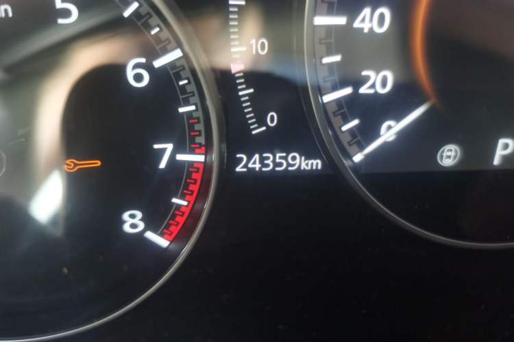 Used Mazda 3 Axela 2021 2.0L Automatic ZhiZun Edition Odometer Close Up