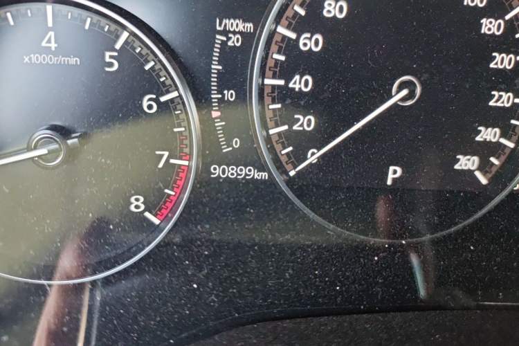 Used Mazda 3 Axela 2021 2.0L Automatic ZhiXuan Edition Odometer Close Up