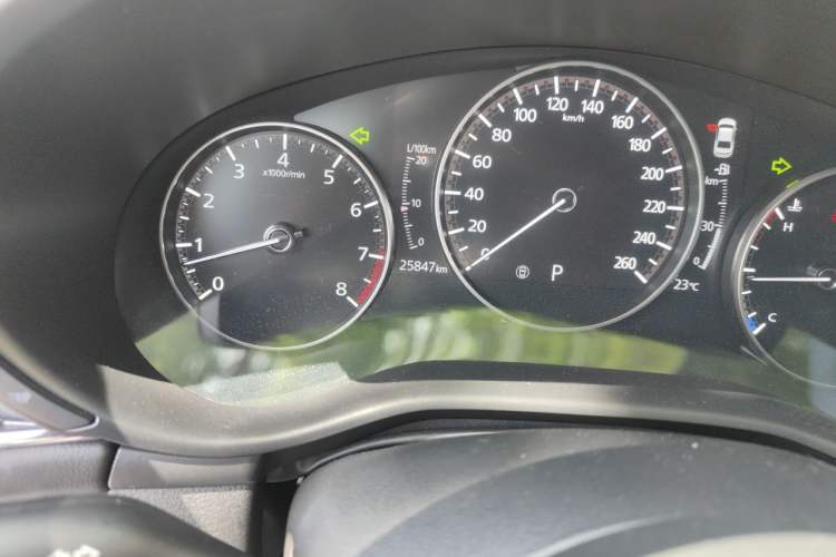 Used Mazda 3 Axela 2021 2.0L Automatic Zhiyao Edition Odometer Close Up