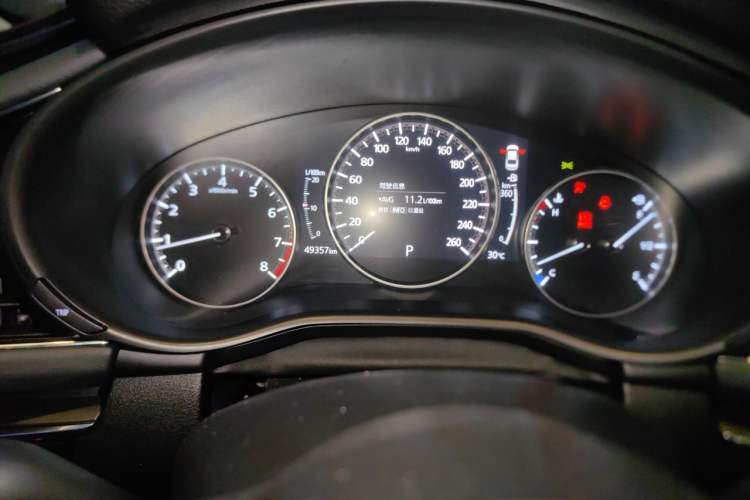 Used Mazda 3 Axela 2021 2.0L Automatic Zhiya Edition Odometer Close Up