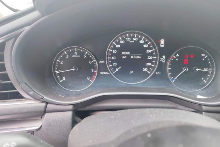 Used Mazda 3 Axela 2021 2.0L Automatic Zhiya Edition Odometer Close Up