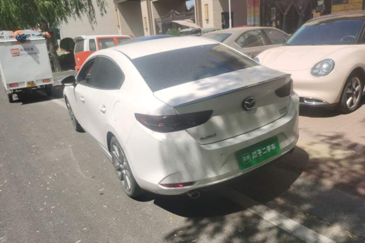 Used Mazda 3 Axela 2021 2.0L Automatic ZhiZun Edition Rear Left 45 Deg