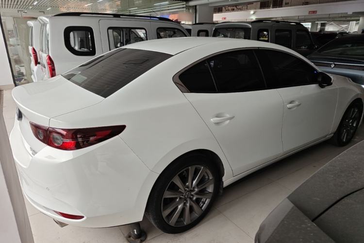 Used Mazda 3 Axela 2021 2.0L Automatic ZhiXuan Edition Rear Right 45 Deg