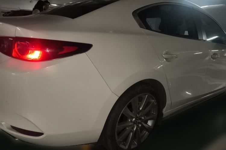 Used Mazda 3 Axela 2021 2.0L Automatic ZhiXuan Edition Rear Right 45 Deg