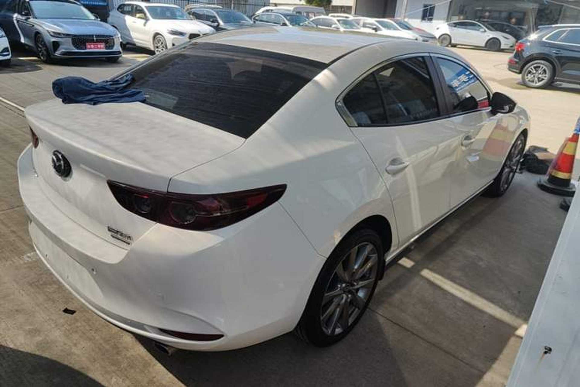 Used Mazda 3 Axela 2021 2.0L Automatic Zhiya Edition Rear Right 45 Deg