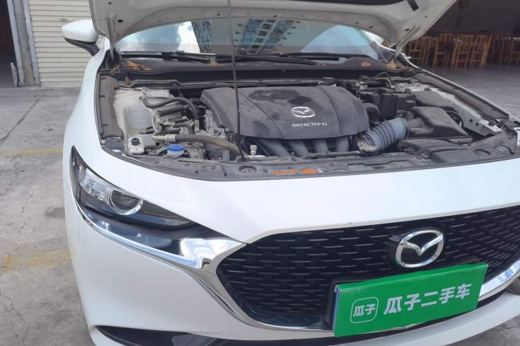 Used Mazda 3 Axela 2021 2.0L Automatic Zhiya Edition Right Front Headlight
