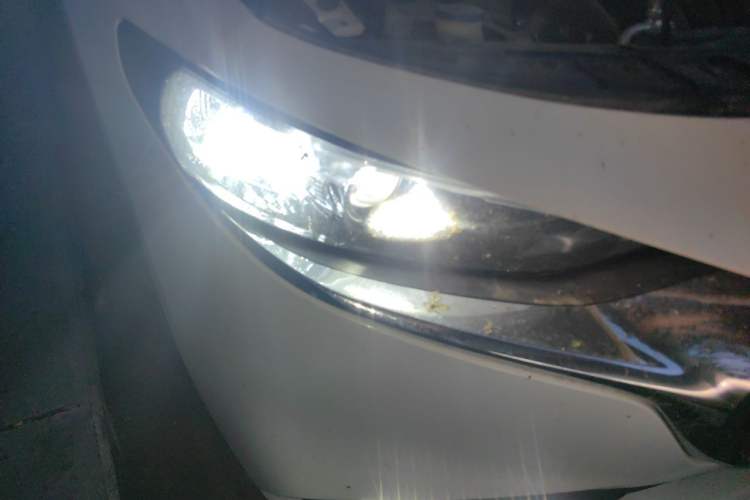 Used Mazda 3 Axela 2021 2.0L Automatic Zhiya Edition Right Front Headlight