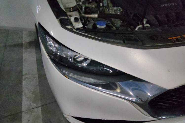 Used Mazda 3 Axela 2021 2.0L Automatic Zhiya Edition Right Front Headlight