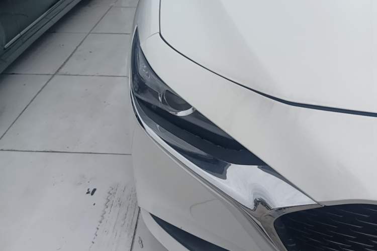 Used Mazda 3 Axela 2021 1.5L Automatic Zhiyue Edition Right Front Headlight